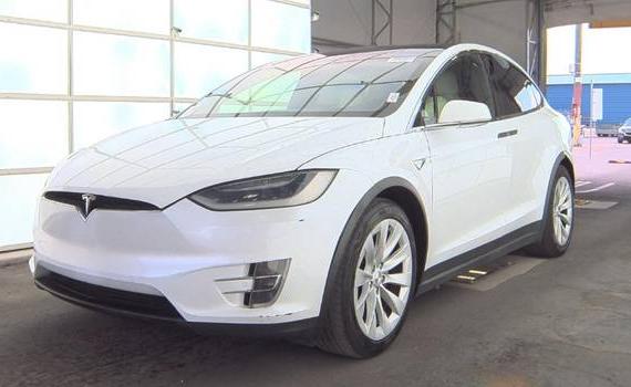 TESLA MODEL X 2017 5YJXCDE27HF025840 image